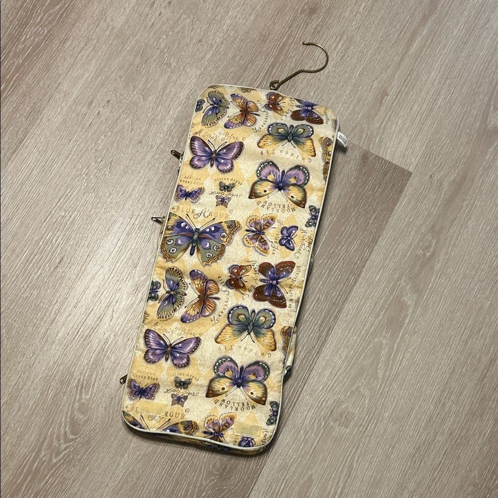 Butterfly Print Hanging Travel Organizer - Yellow & Purple